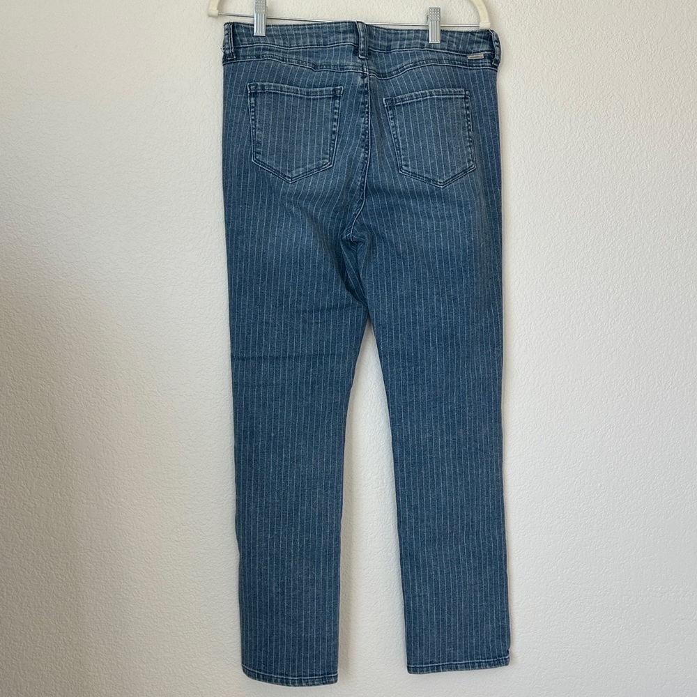 SoundStyle Size 8 Straight Leg Jeans Mid Rise Stripe Denim Ridged Front - Picture 4 of 10